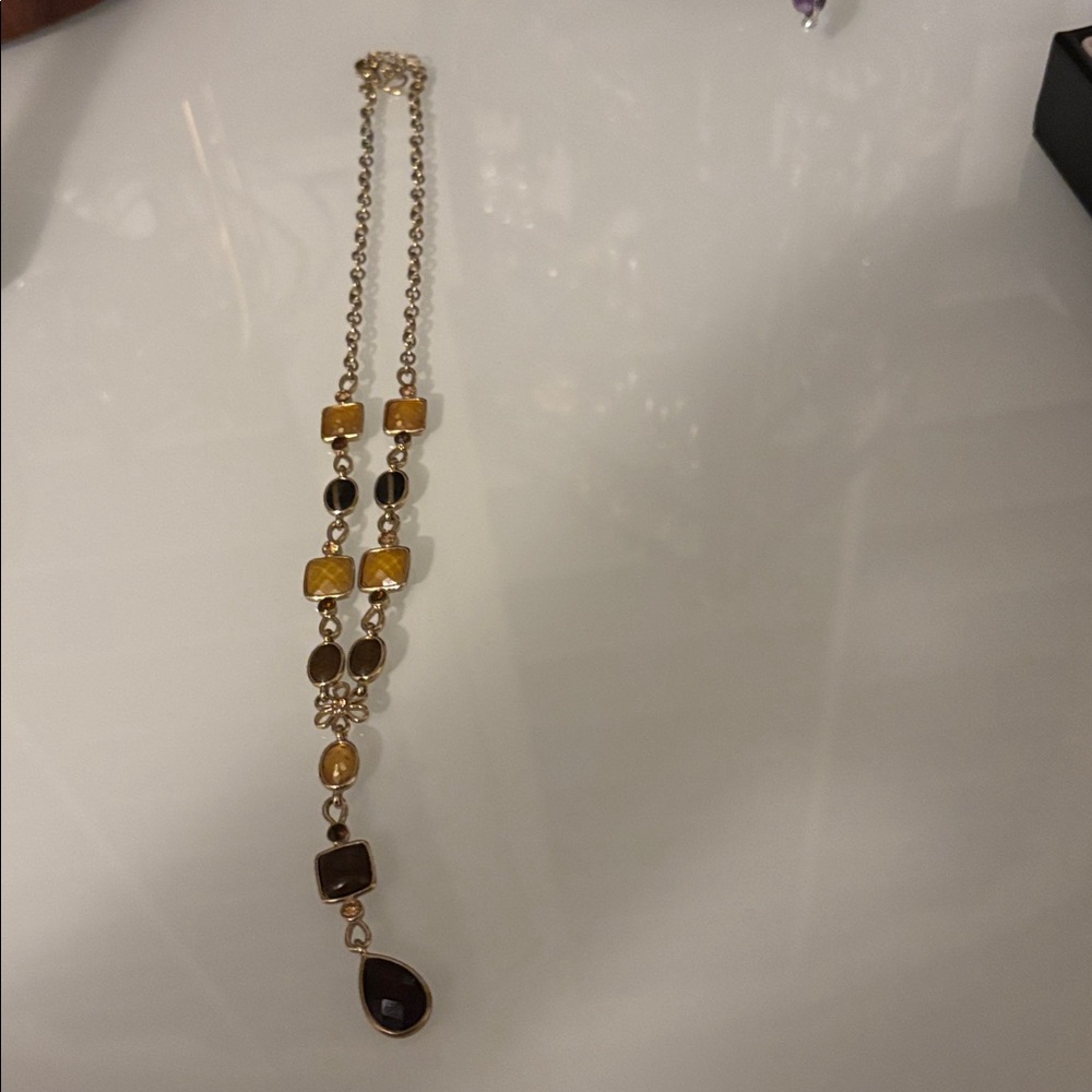 Yellow and green stone and acrylic necklace